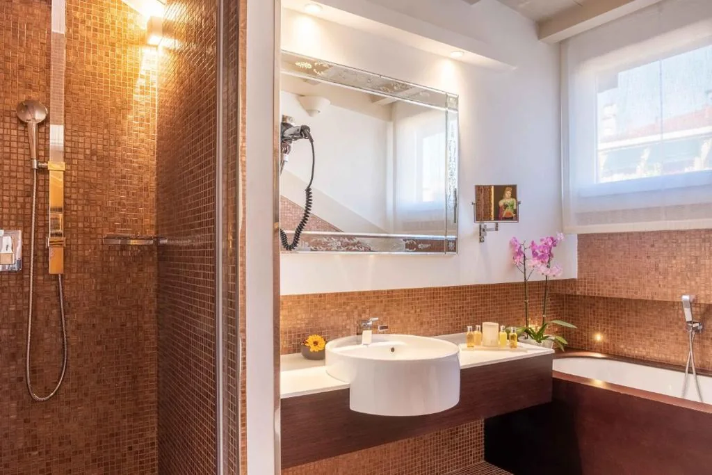 Superior Double or Twin Room — Hotel Moresco