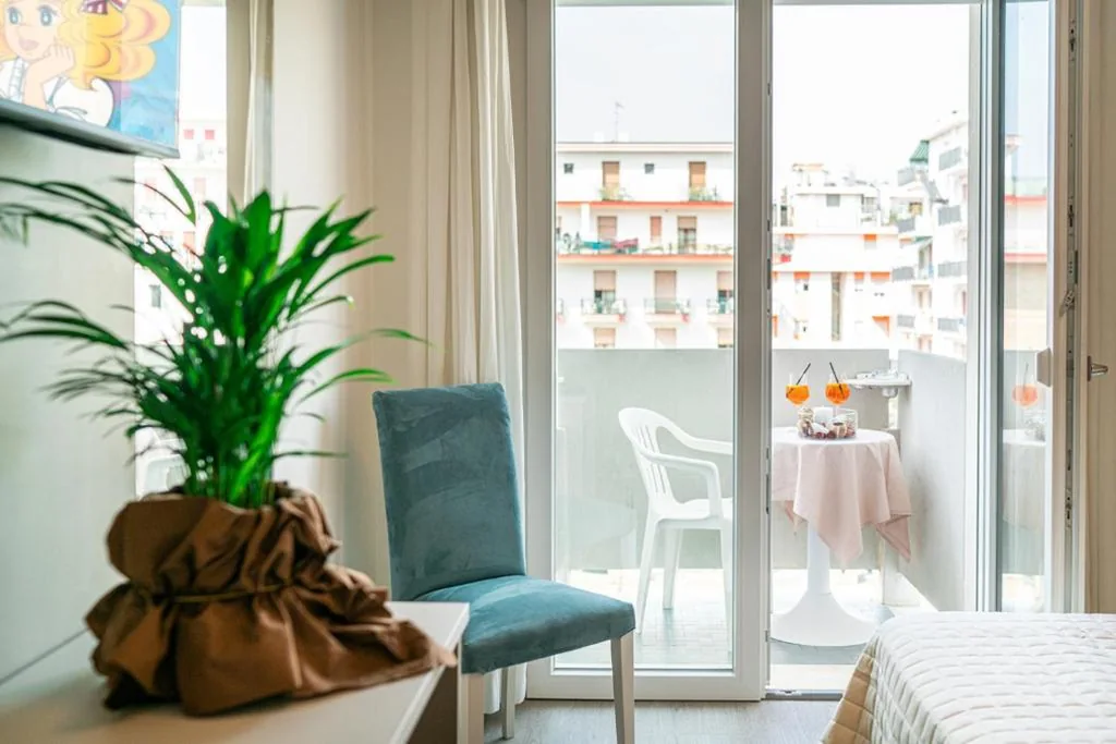Camera Superior Matrimoniale/Doppia con Letti Singoli — Hotel Pigalle