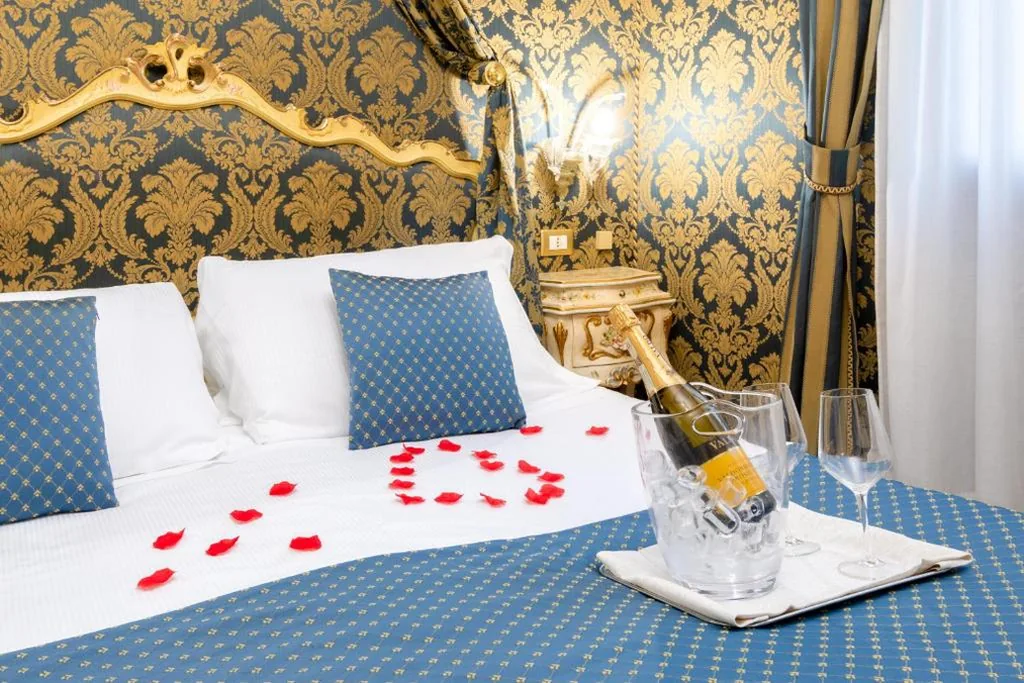 Superior Double or Twin Room — Hotel San Giorgio