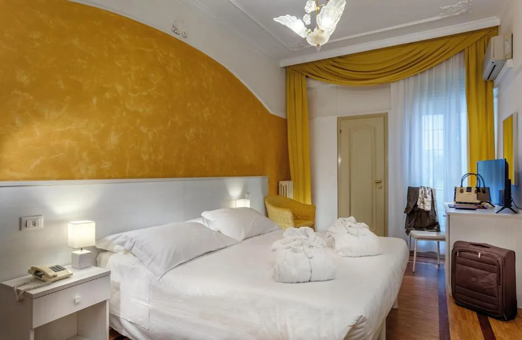 Superior Double or Twin Room — Hotel Terme Patria