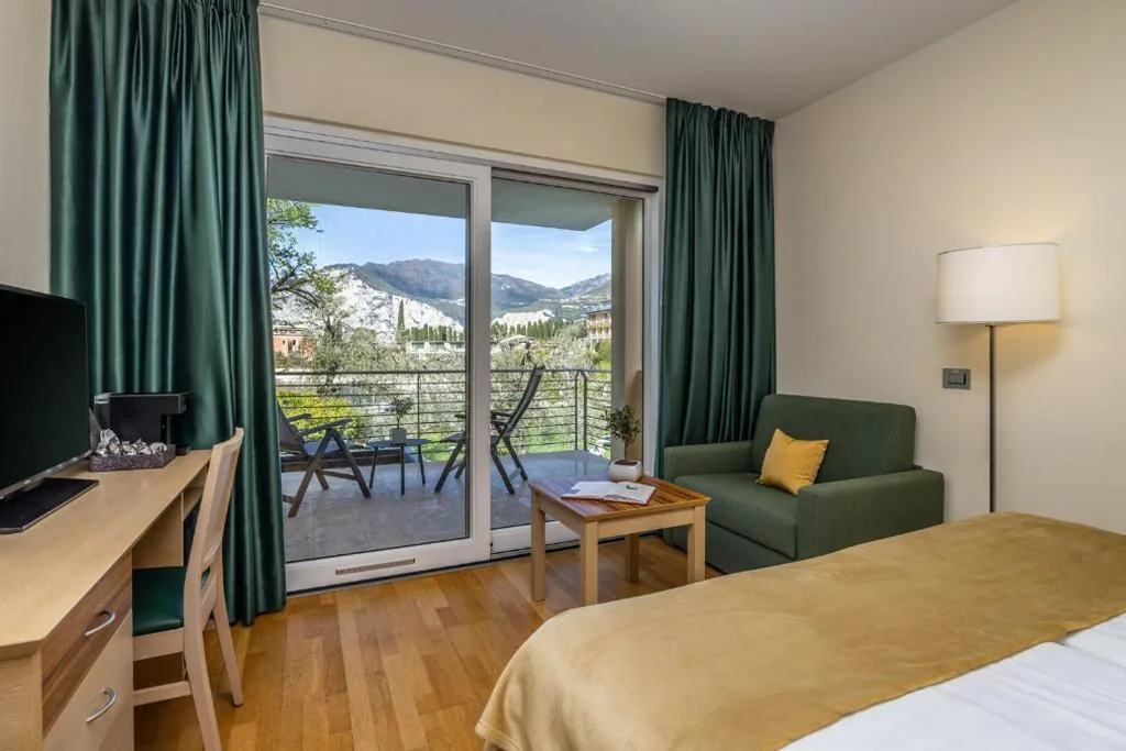 Camera Superior Matrimoniale/Doppia con Letti Singoli — Hotel Val Di Sogno – Adults Only