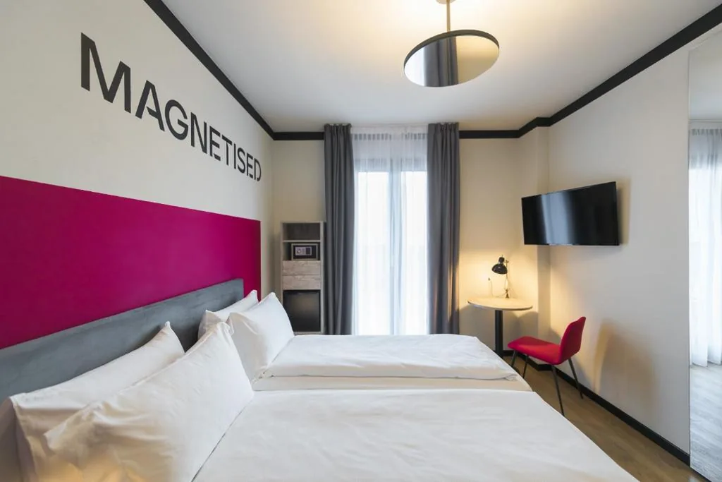 Camera Superior Matrimoniale/Doppia con Letti Singoli — Hotel Villa Dirce – Adults Only Hotel
