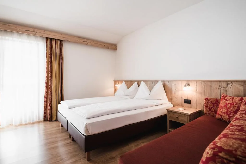 Superior Double or Twin Room — Laguscei Dolomites Mountain Hotel