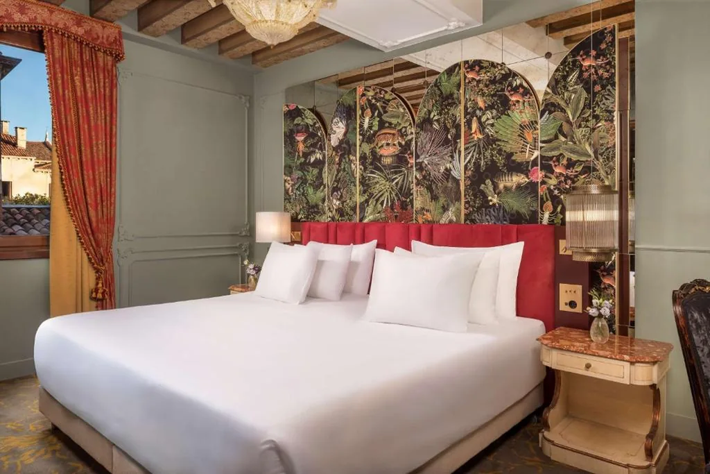 Superior Double or Twin Room — NH Collection Grand Hotel Palazzo Dei Dogi