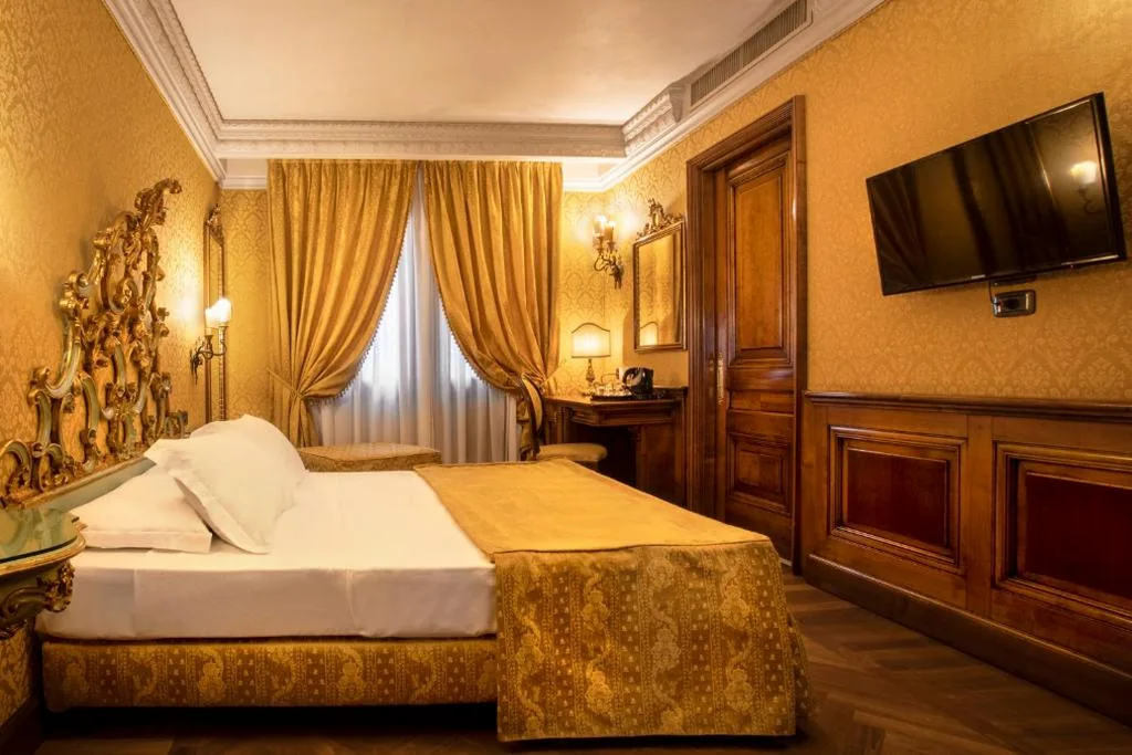 Camera Superior Matrimoniale/Doppia con Letti Singoli con Vista Giardino — Palazzina Veneziana