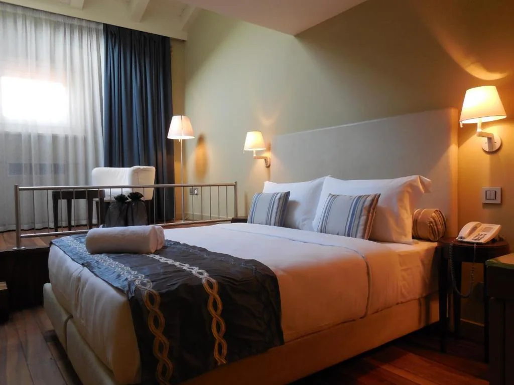 Superior Double or Twin Room — Palazzo Ai Capitani