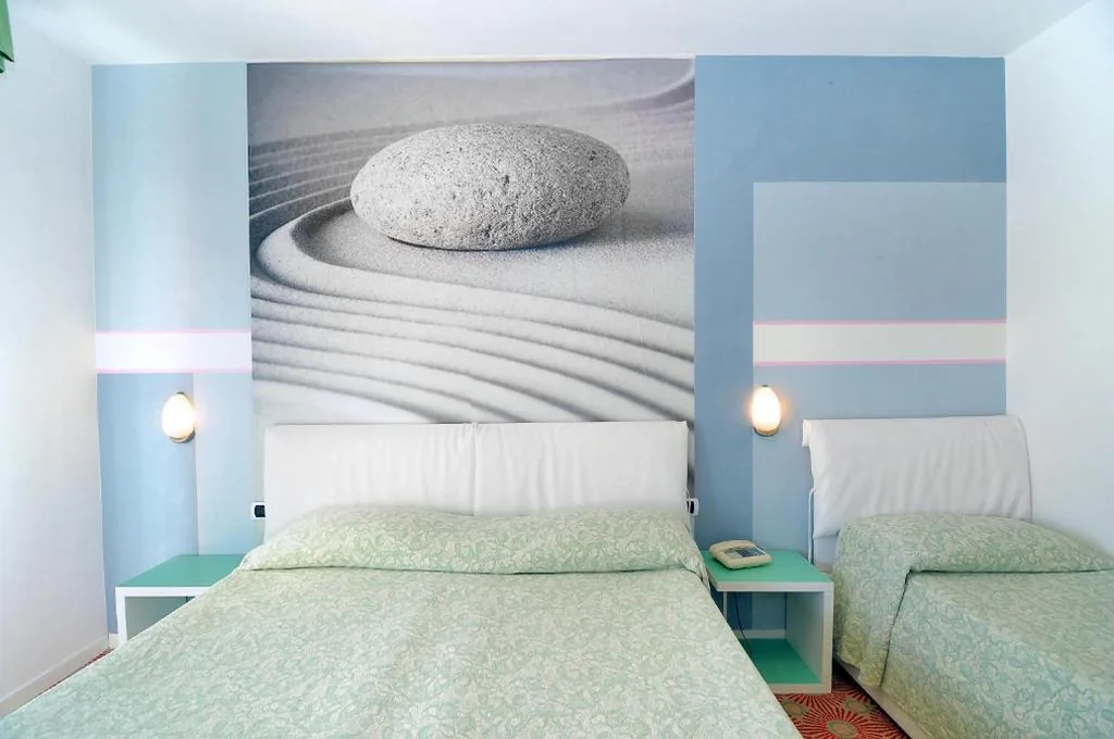 Triple Room (2 Adults + 1 Child) — Hotel Oliver