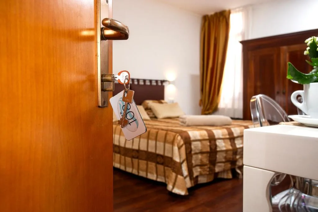 Camera Tripla — Albergo Marin