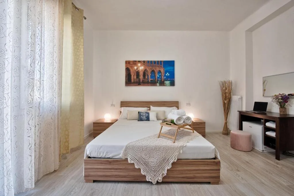 Camera Tripla Basic con Bagno in Comune — La Venezia Station Residence Mestre