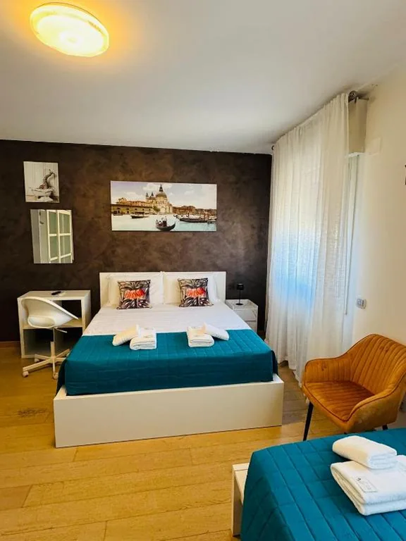 Basic Triple Room with Shared Bathroom — MMM HOME Train Station 4