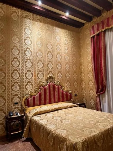 Triple Room — Ca’ San Zaccaria