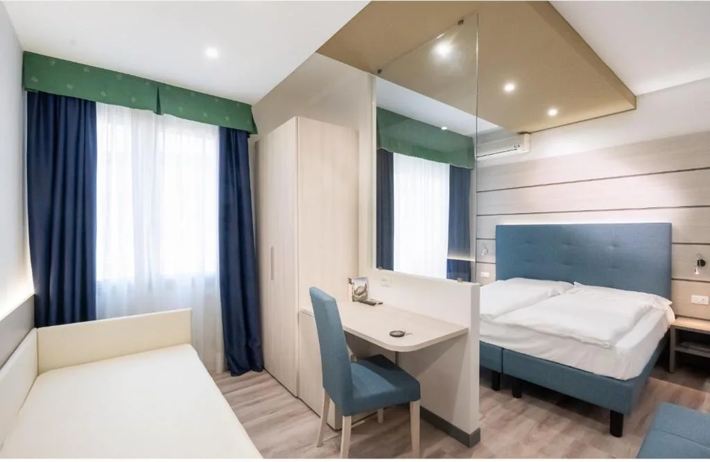 Camera Tripla Classic — Hotel Gardenia