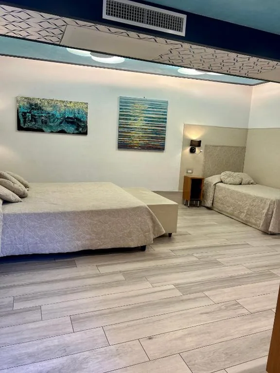 Camera Tripla Classic — Hotel Sant’Antonin