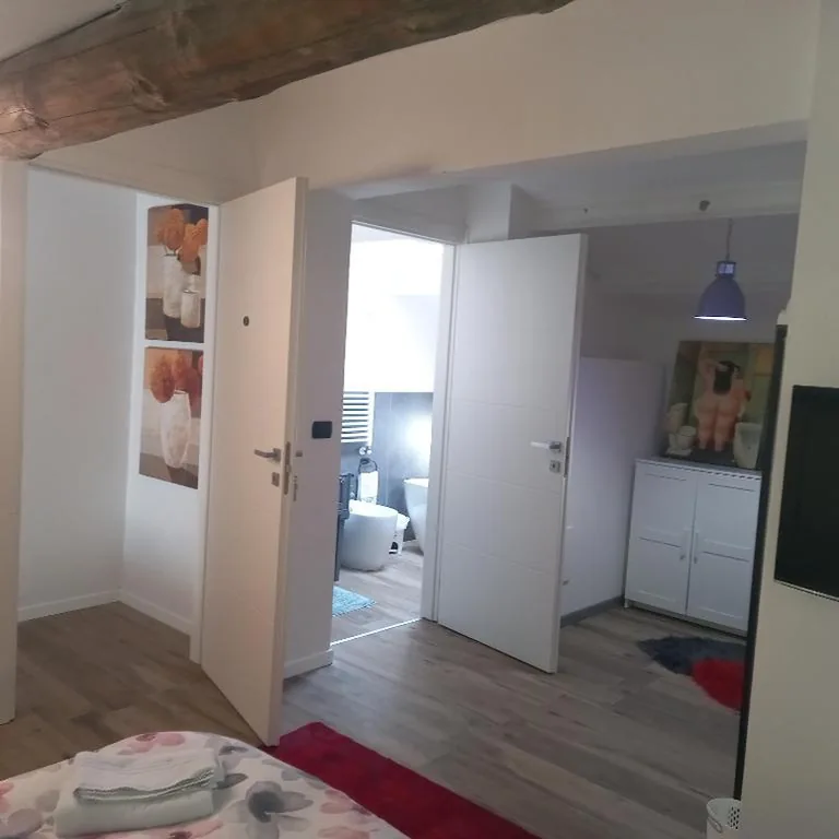 Classic Triple Room — Room in arena in fiera