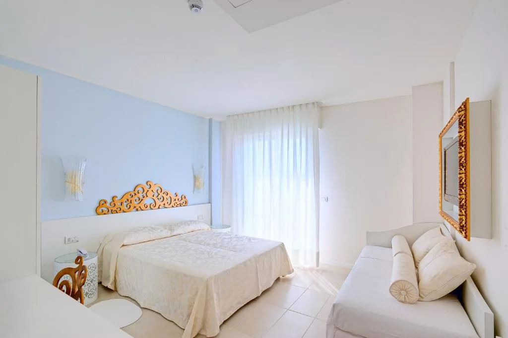 Comfort Triple Room — Hotel Albatros 3 Stelle Superior