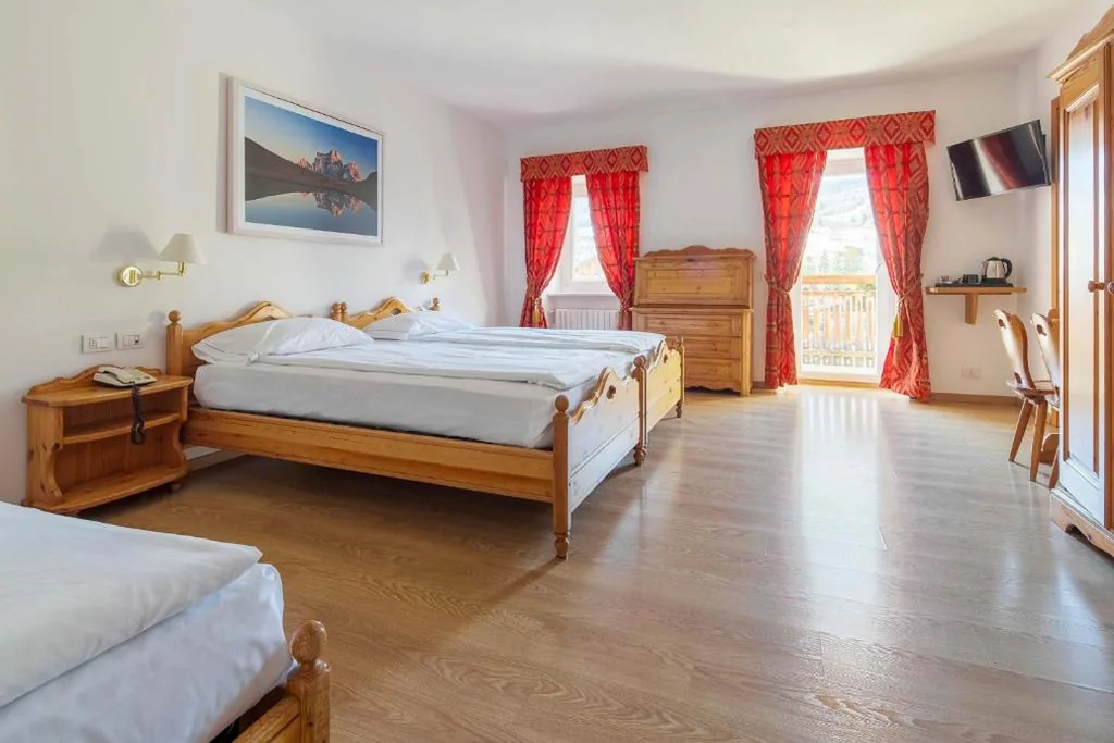 Camera Tripla Comfort — Hotel Aquila
