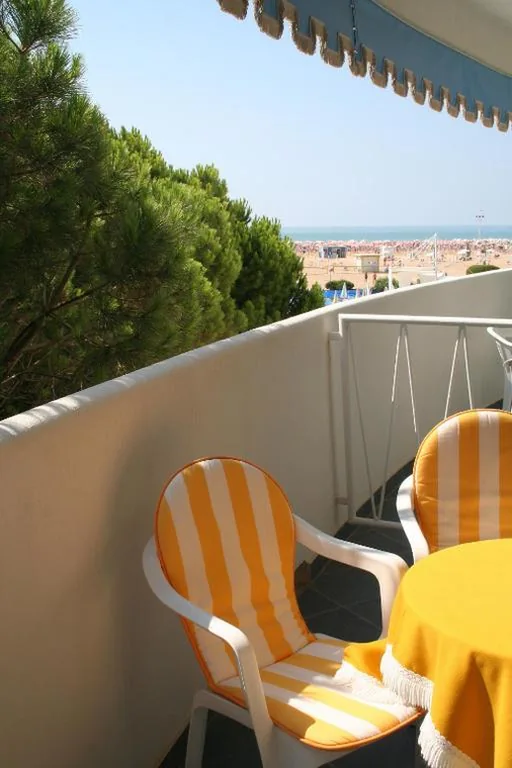 Comfort Triple Room — Hotel Corallo