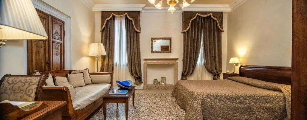 Camera Tripla Comfort — Hotel Dell’Opera