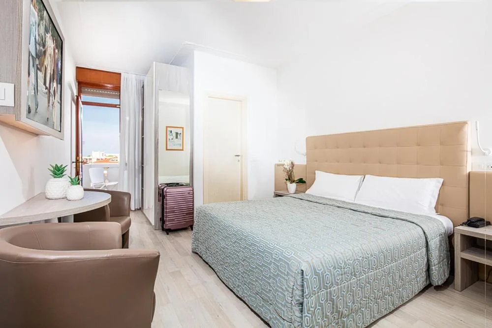 Camera Tripla Comfort — Hotel Palma de Majorca