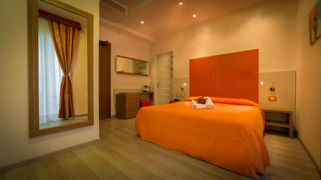 Comfort Triple Room — Hotel Venezia