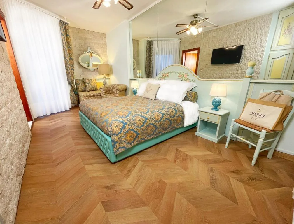 Camera Tripla Comfort — Milton Boutique Hotel – Adults Only