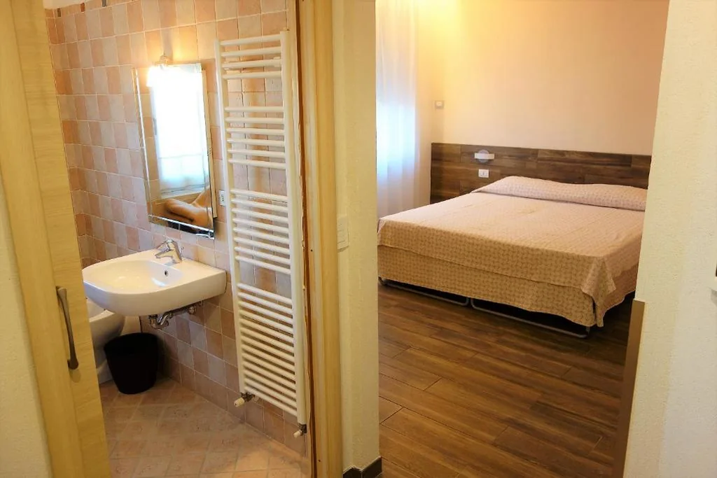 Triple Room with Disability Access — Euromotel Croce Bianca