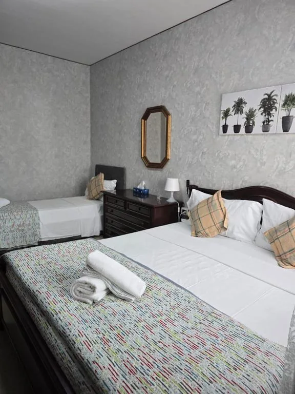 Triple Room with Shared Bathroom — Altobello Venice Apartment