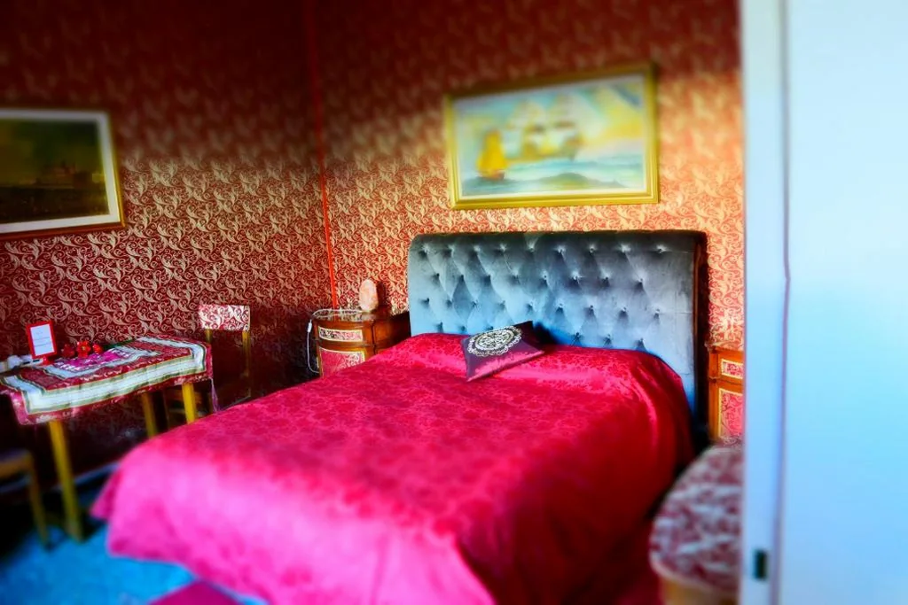 Camera Tripla con Bagno in Comune — Venice Rainbow Apartment San Marco