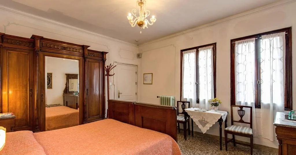Camera Tripla con Bagno — Pensione Seguso