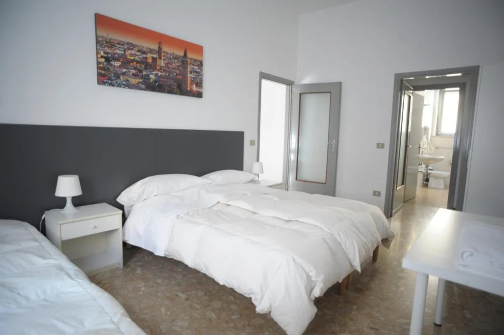Triple Room with Private Bathroom — B&B Foroni 29