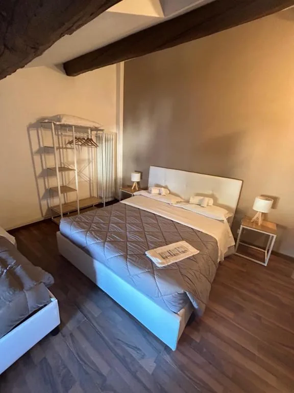 Triple Room with External Private Bathroom - Attic — La Magnolia – House
