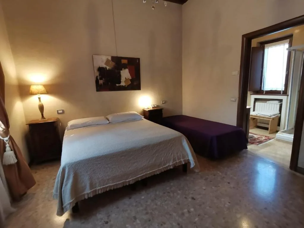 Triple Room with Private Bathroom — Le Maddalene