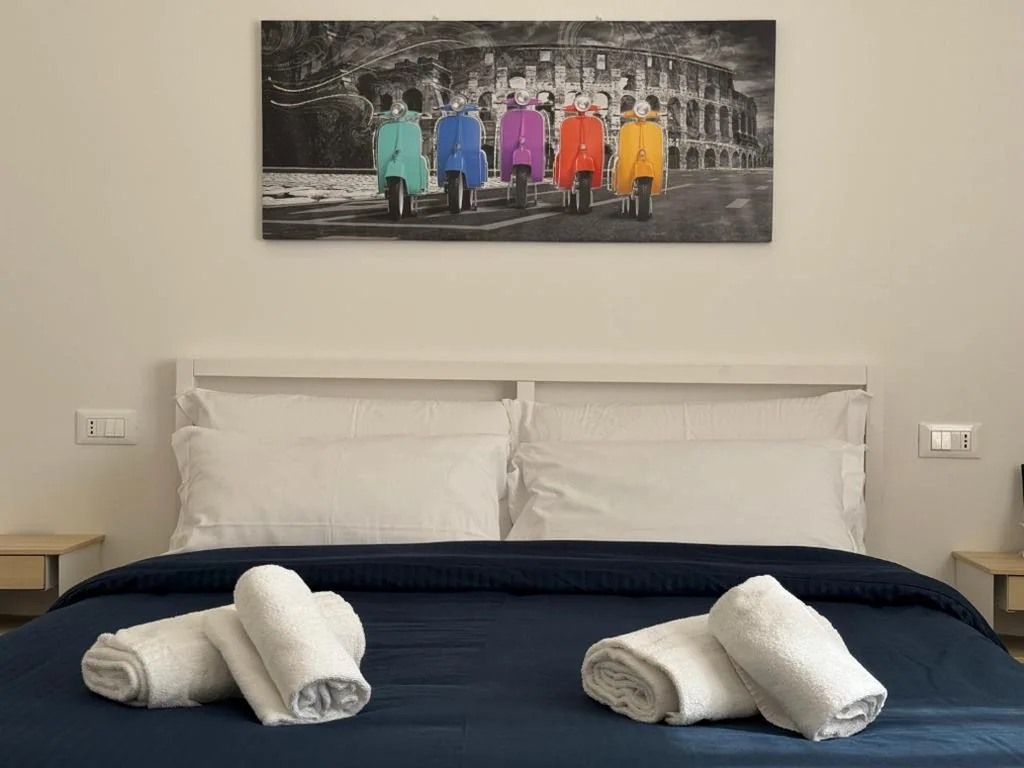 Triple Room with Private Bathroom — OTB ITALIA – Airport Rooms