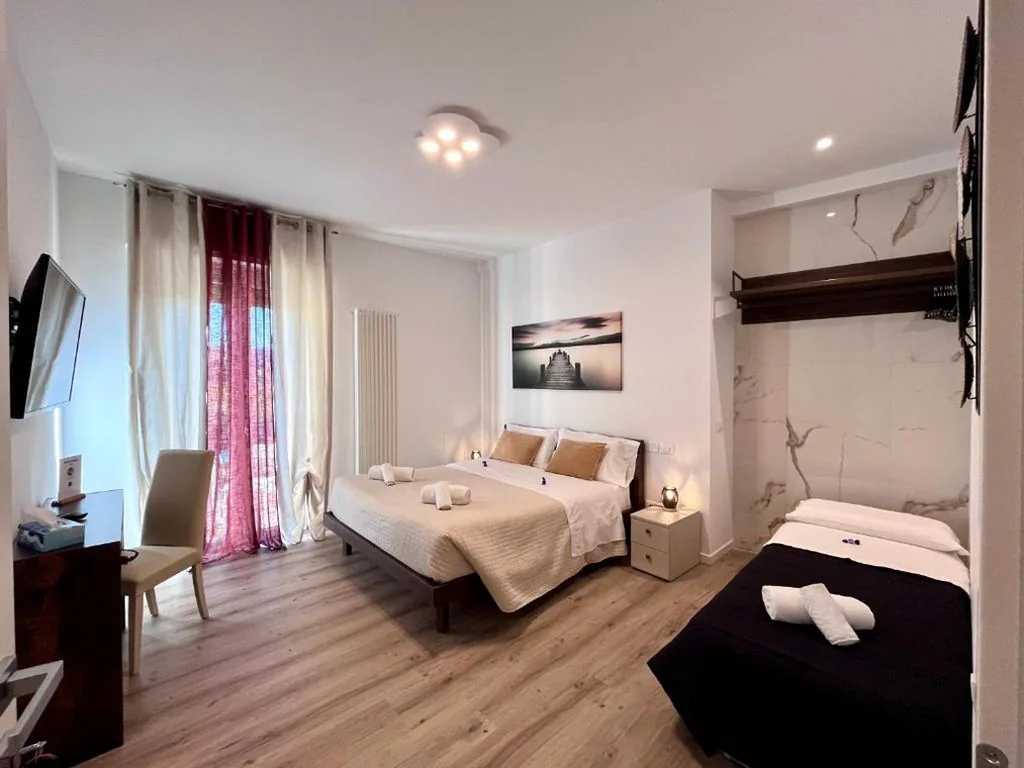 Triple Room with Private Bathroom — verona rooms 109