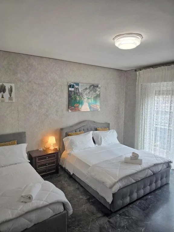 Triple Room with Balcony — Altobello Venice Apartment