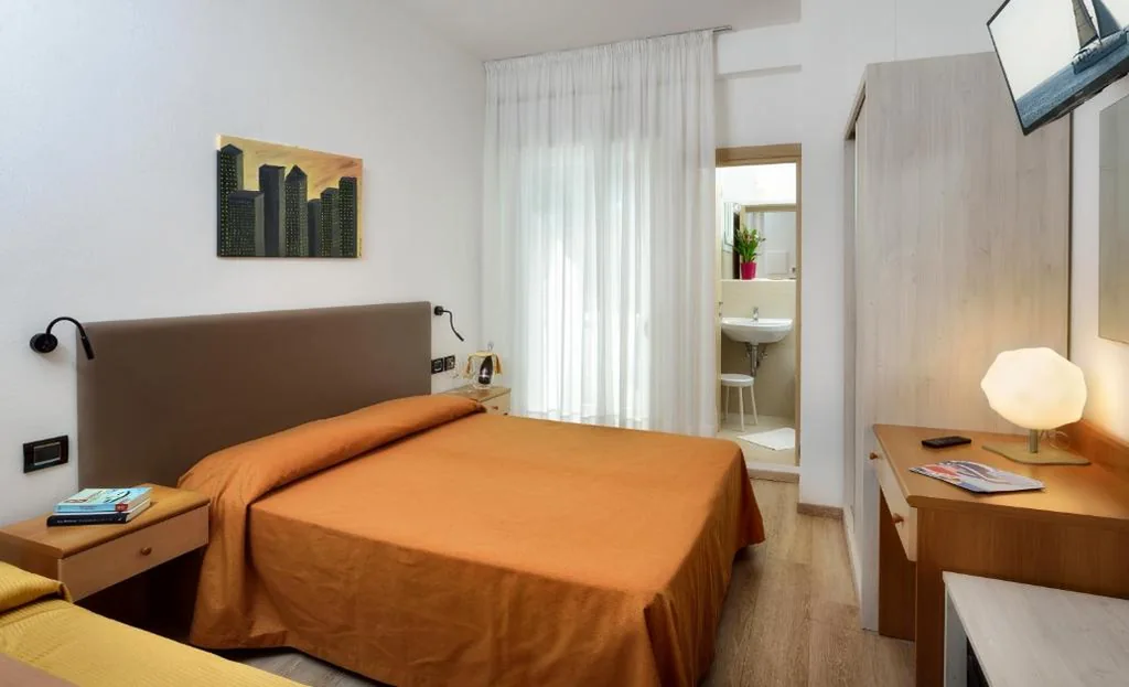 Camera Tripla con Balcone — Hotel Golf ***S