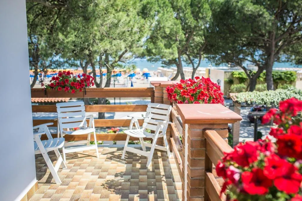 Triple Room with Sea View — Hotel Capanna d’Oro Dependance