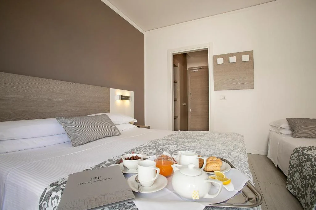 Triple Room with Partial Sea View — Hotel Imperial Palace