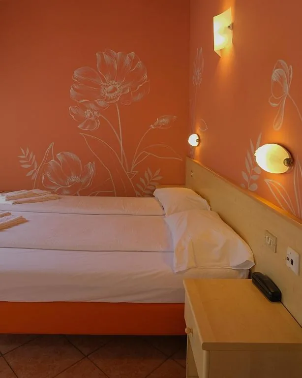 Camera Tripla con Vista Montagna — Aria Life Hotel