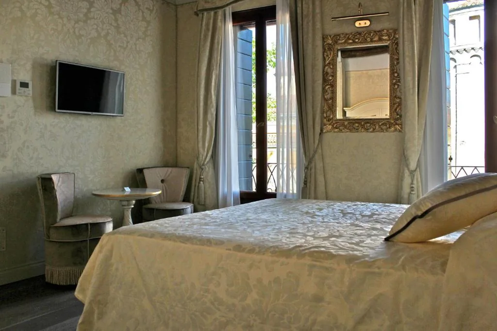 Deluxe Triple Room — B&B Patatina