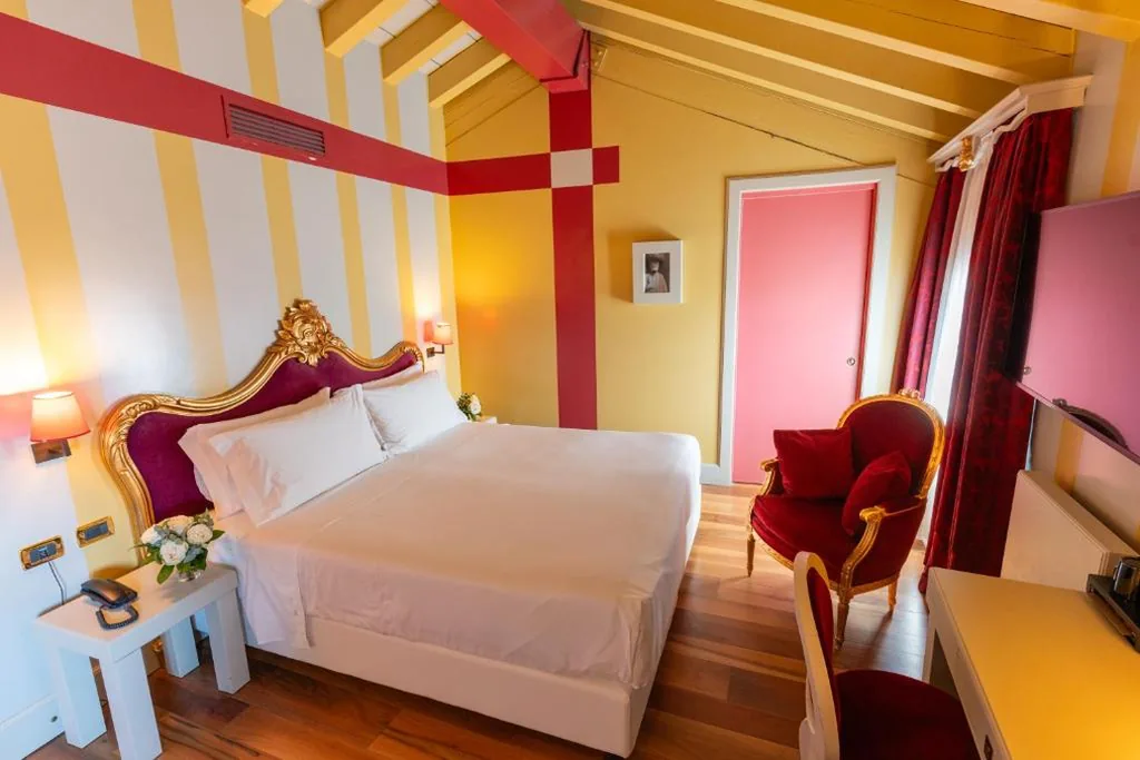 Deluxe Triple Room — Hotel Ca’ Zusto Venezia
