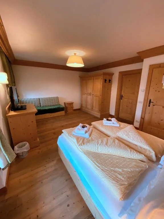 Camera Tripla Deluxe — Rifugio Ospitale