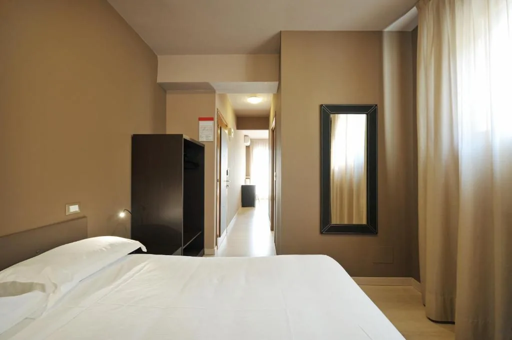 Camera Tripla Economy — M14 Hotel & Spa