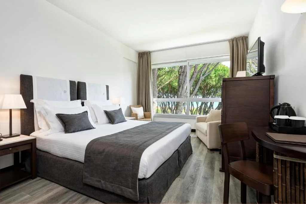 Executive Triple Room — Bellevue Hotel & Resort