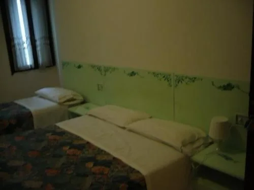Triple Room — Hotel Adua