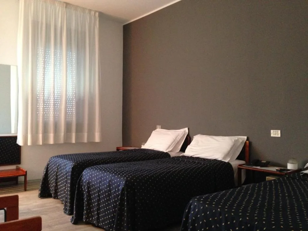 Triple Room — Hotel Al Cason