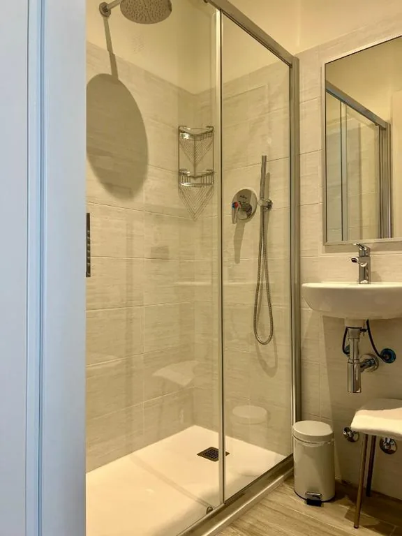 Camera Tripla — Hotel Astoria