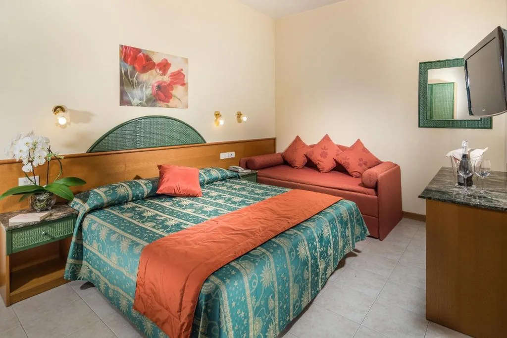Camera Tripla — Hotel Bellevue