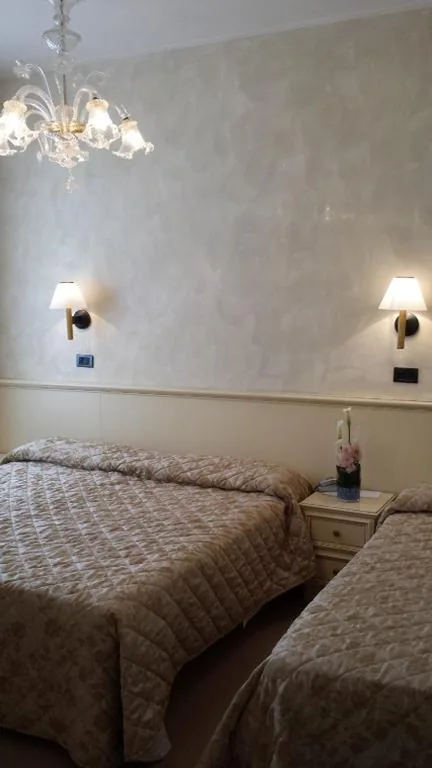 Camera Tripla — Hotel Carlton Capri