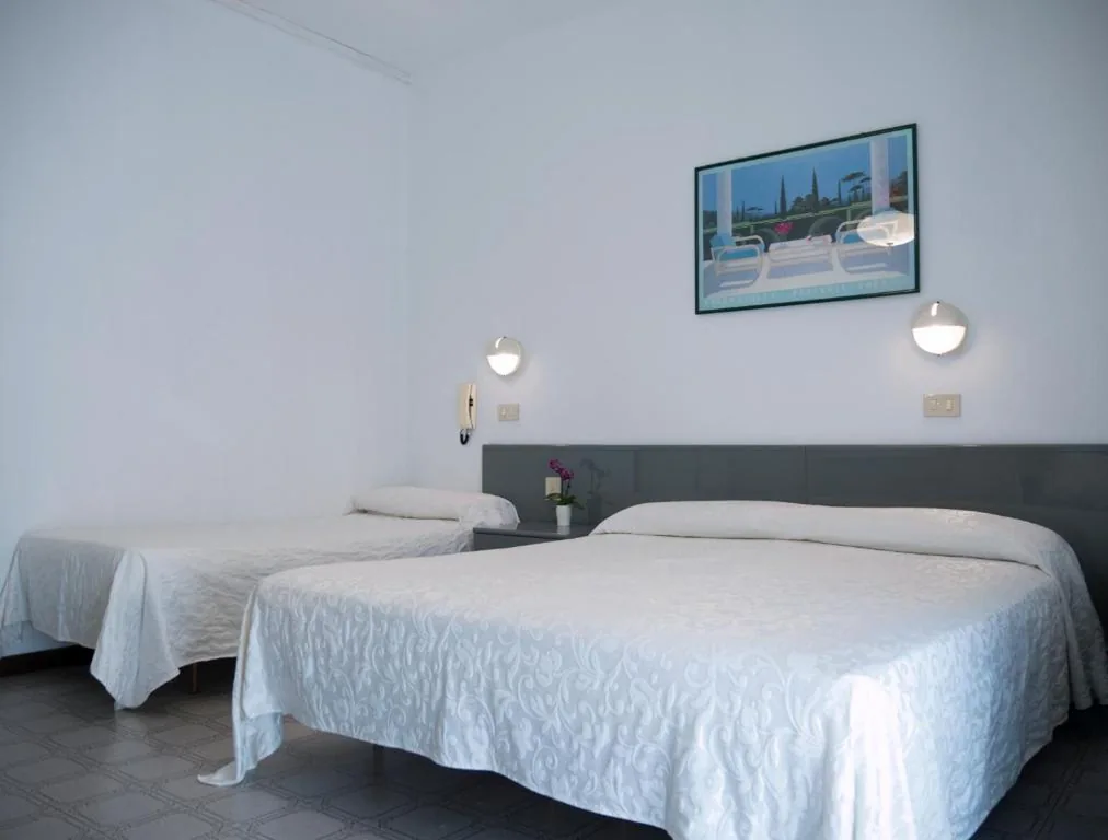 Triple Room — Hotel Casa Mia